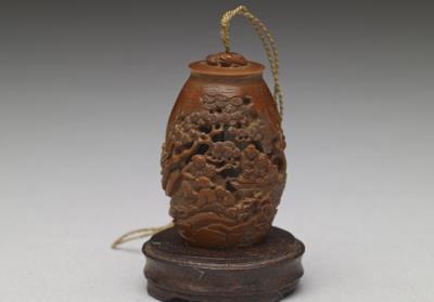 图片[3]-Carved olive-pit pendant with the joy of fishermen in the shade of a pinetree, Chen Ziyun, 17th to 18th century, Qing dynasty-China Archive